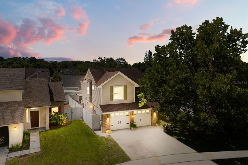 Photo of 11814 Wildfire Way, Tampa, FL 33635 (MLS # TB8511702)