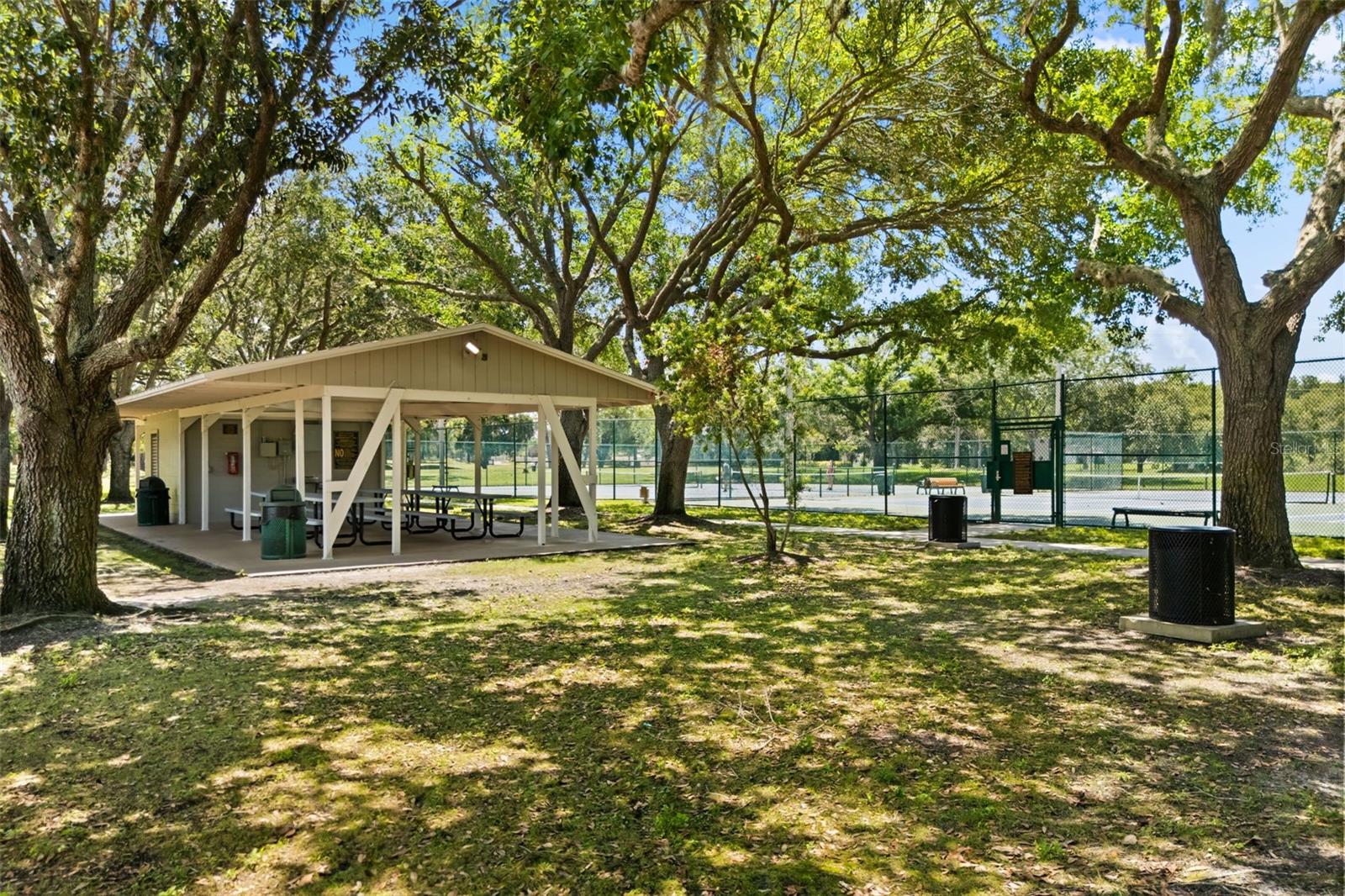WELLINGTON HMS AT COUNTRYWAY - Residential