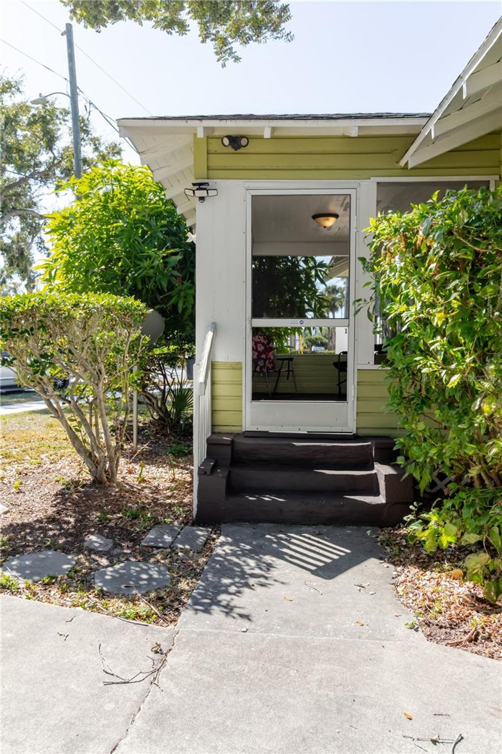 Photo of 1160 Grove Street, Clearwater, FL 33755 (MLS # TB8485137)