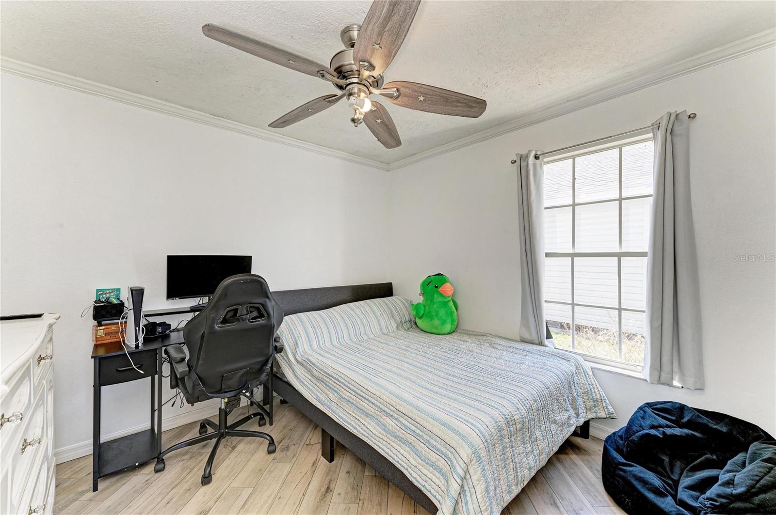 THE VILLAGES OF LAKESIDE SOUTH PHIII REV - Residential