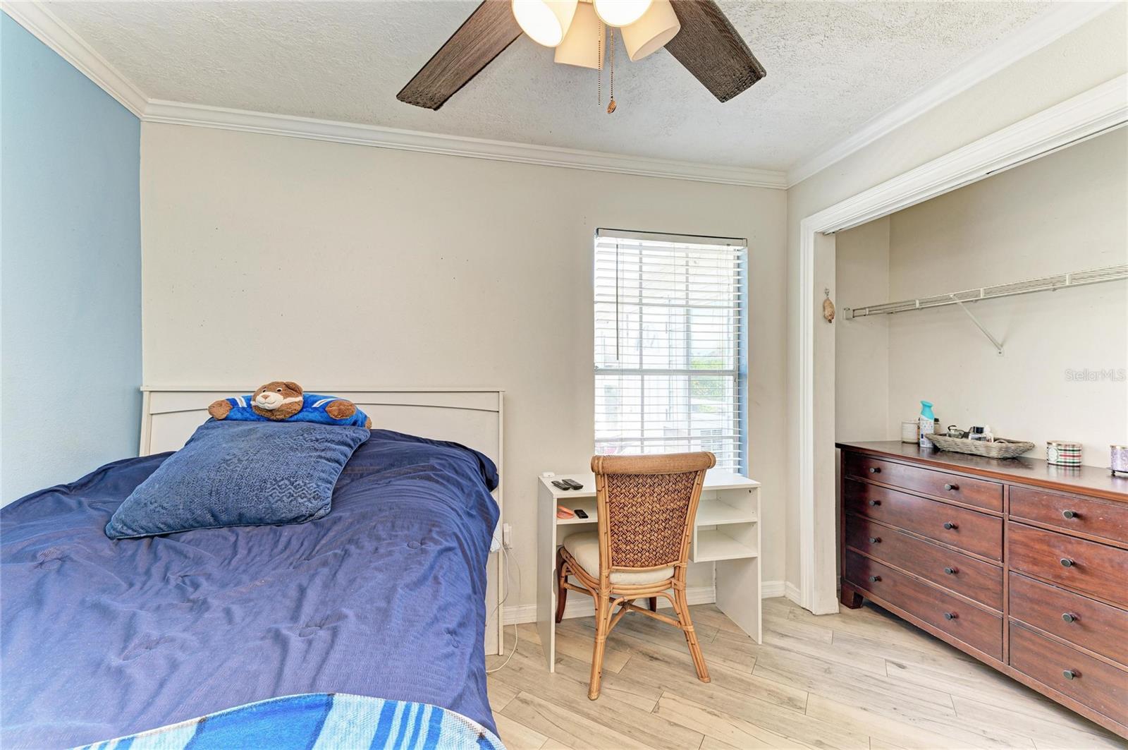 THE VILLAGES OF LAKESIDE SOUTH PHIII REV - Residential