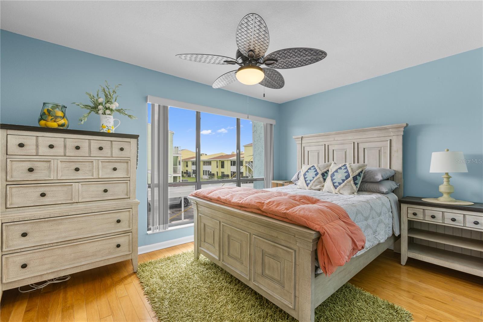 WINDRUSH COVE PH 1 CONDO - Residential