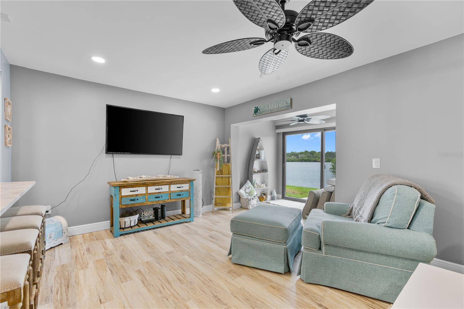 WINDRUSH COVE PH 1 CONDO - Residential