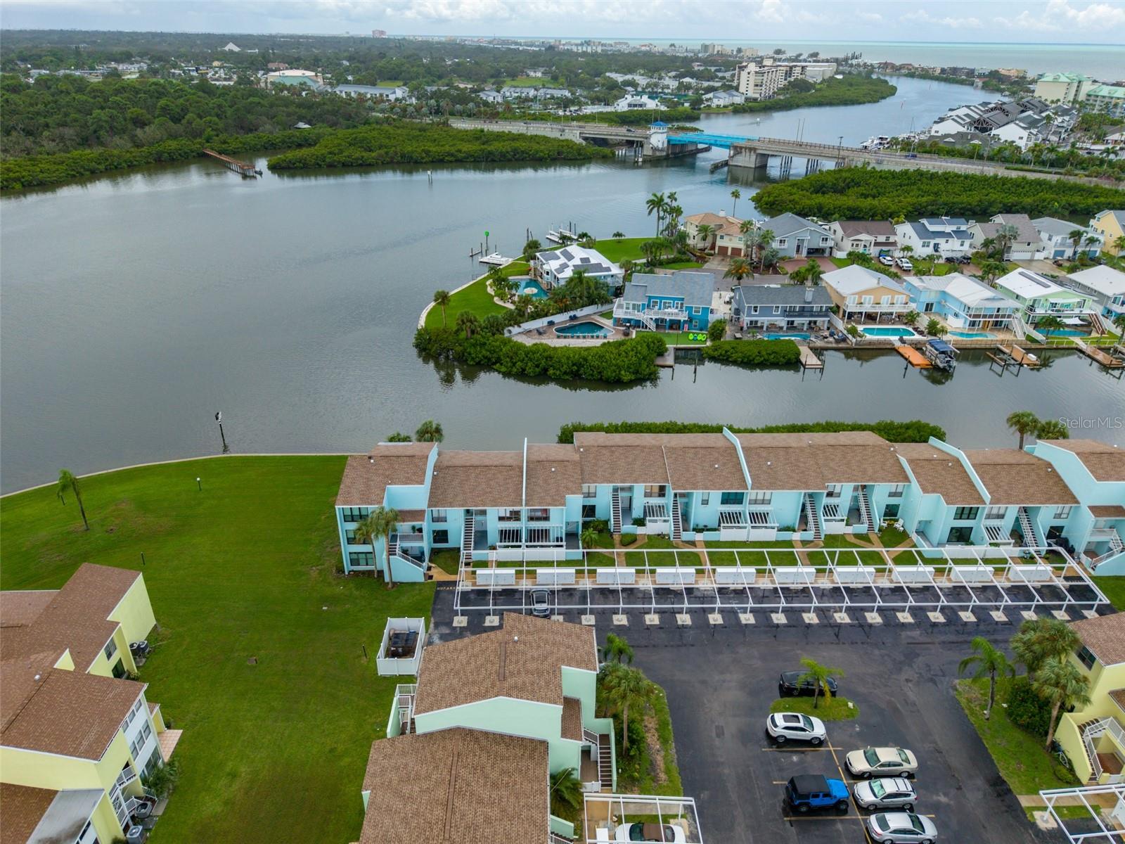 WINDRUSH COVE PH 1 CONDO - Residential