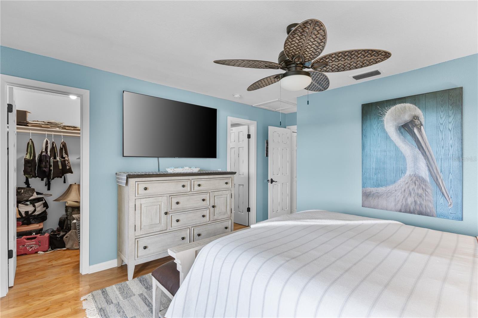 WINDRUSH COVE PH 1 CONDO - Residential