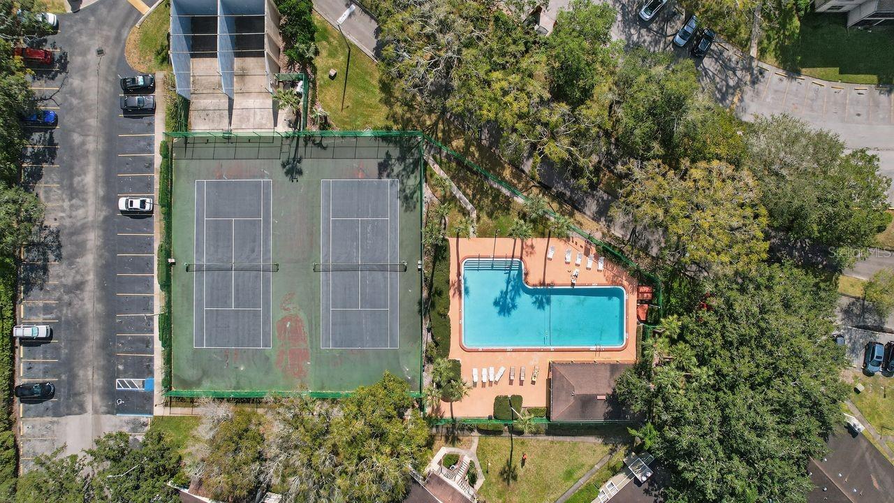 THE OAKS UNIT VI A CONDO - Residential