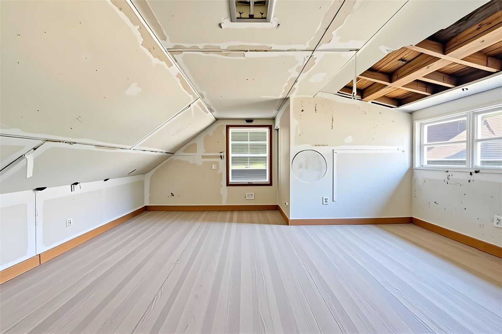 ACREAGE & UNREC - Residential