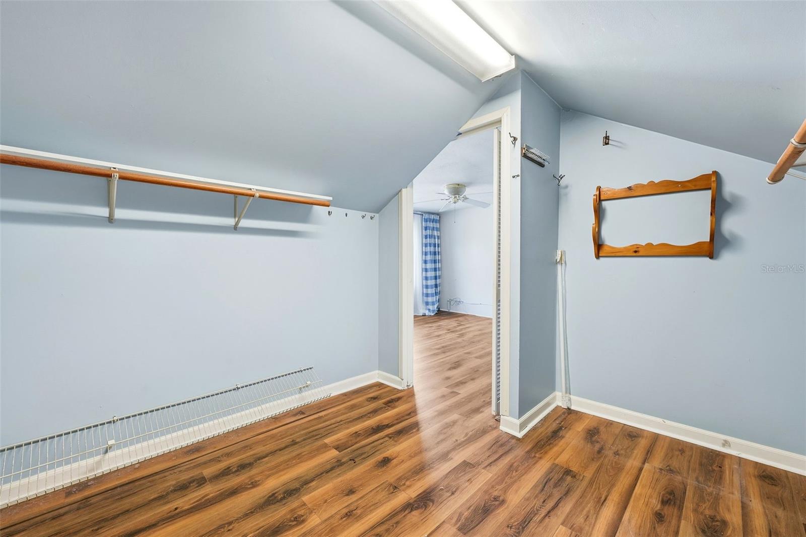 ACREAGE & UNREC - Residential