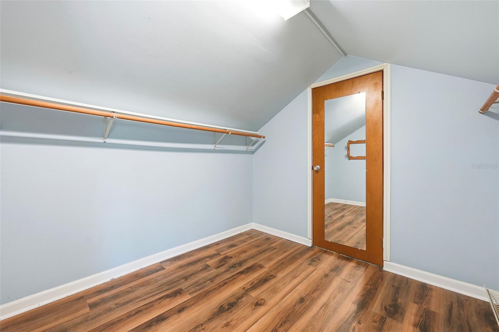 ACREAGE & UNREC - Residential