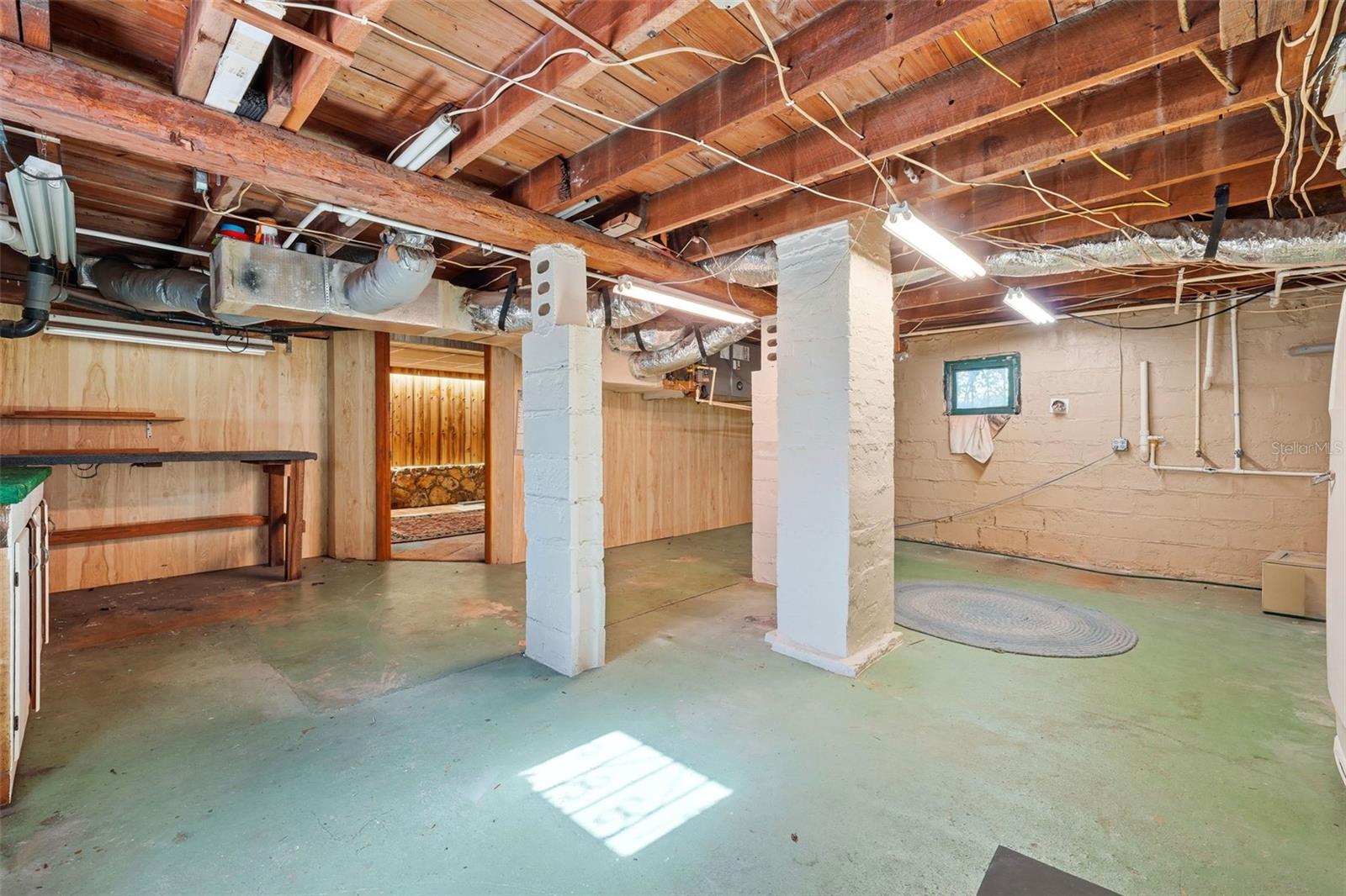 ACREAGE & UNREC - Residential