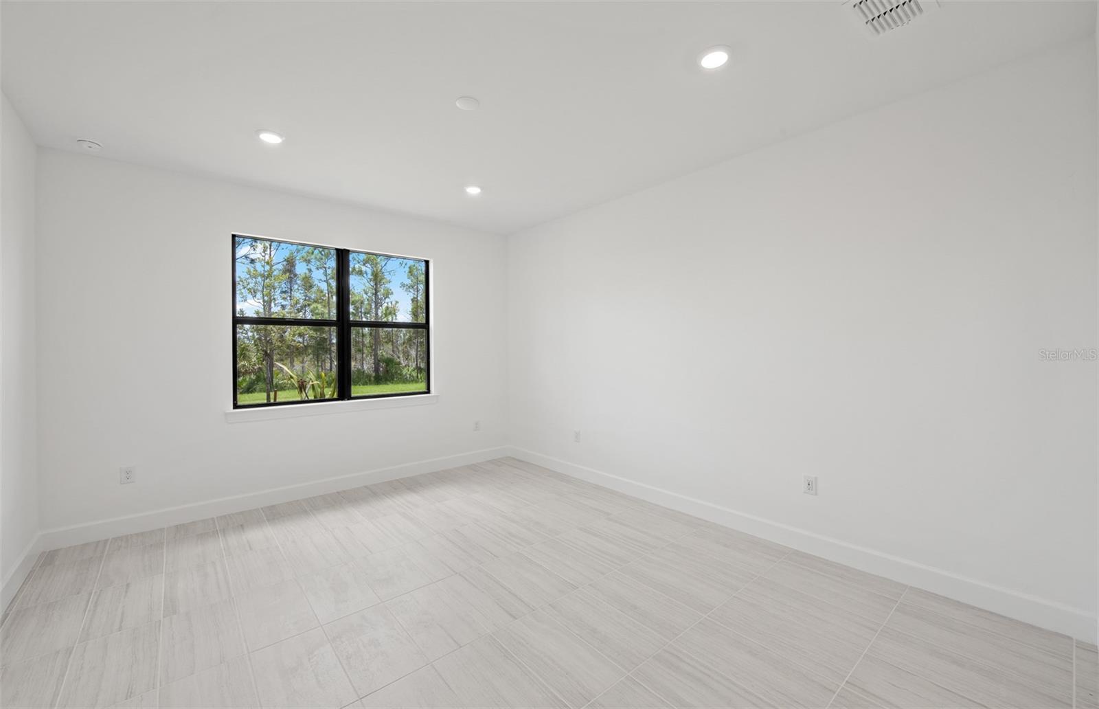 LAKESPUR WELLEN PARK - Residential