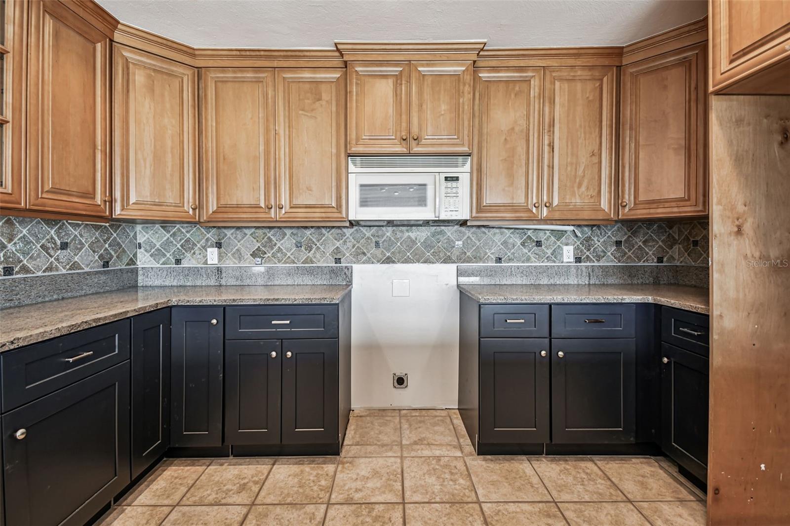 CRYSTAL ISLAND 2ND ADD - Residential