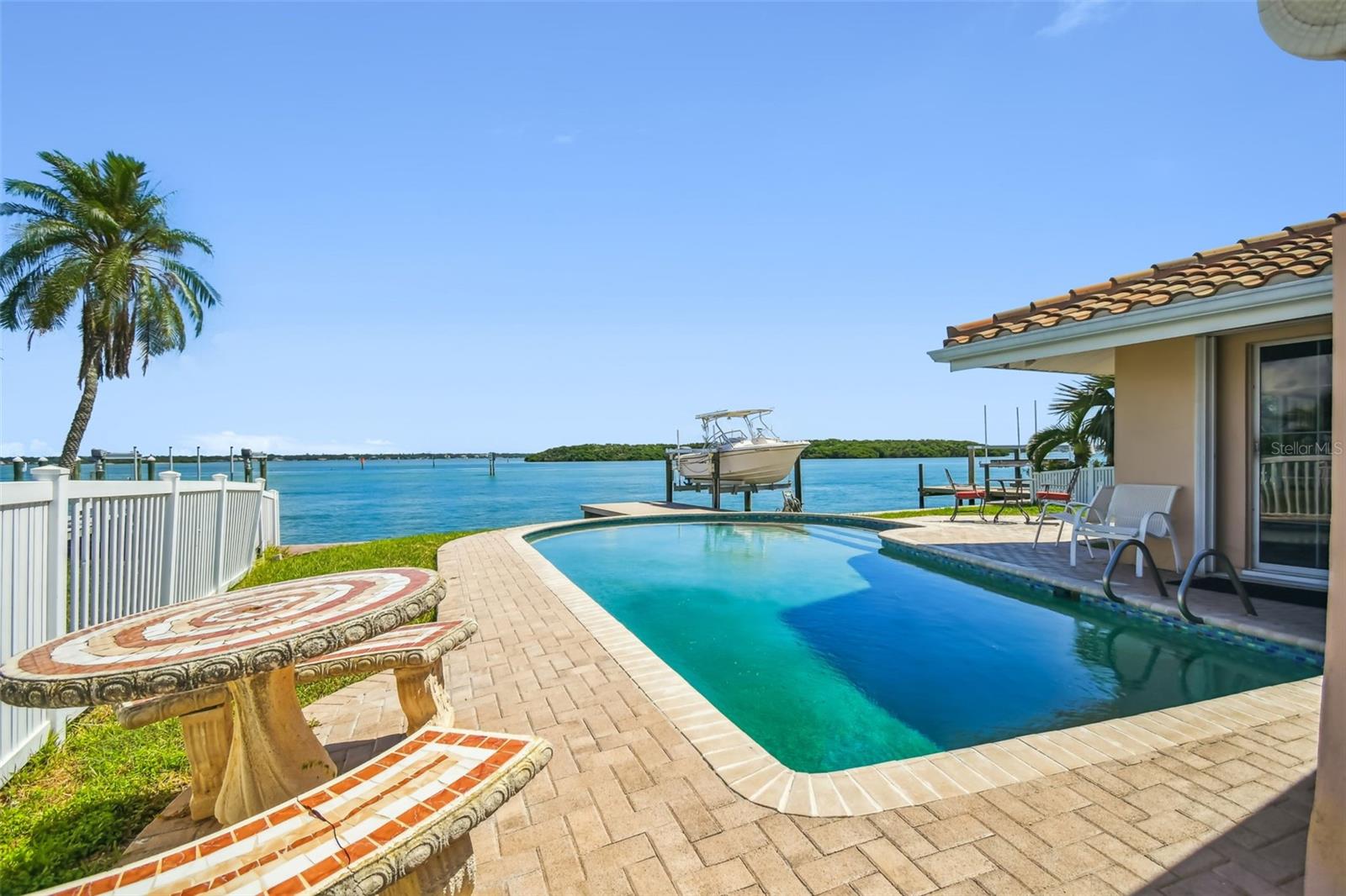 CRYSTAL ISLAND 2ND ADD - Residential