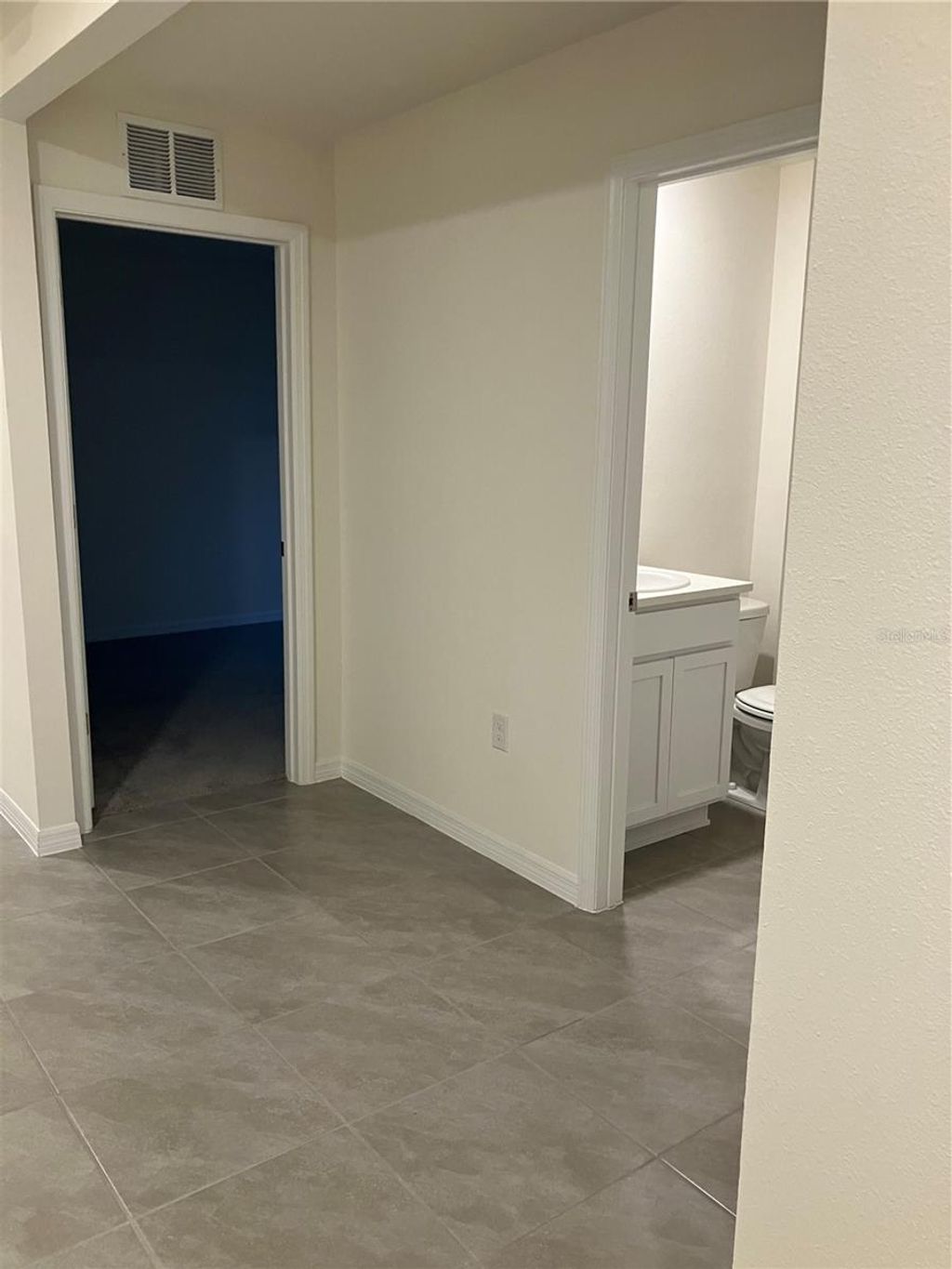 Photo of 10306 SE 161st Lane Road, Summerfield, FL 34491 (MLS # TB8474010)