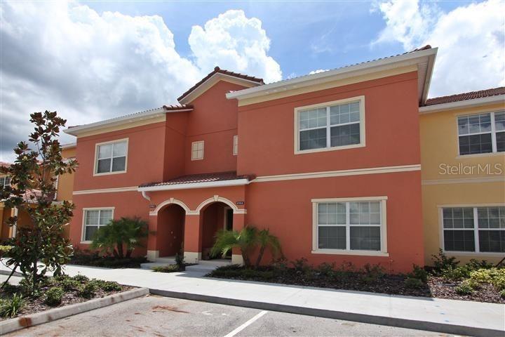 8984 CUBAN PALM ROAD