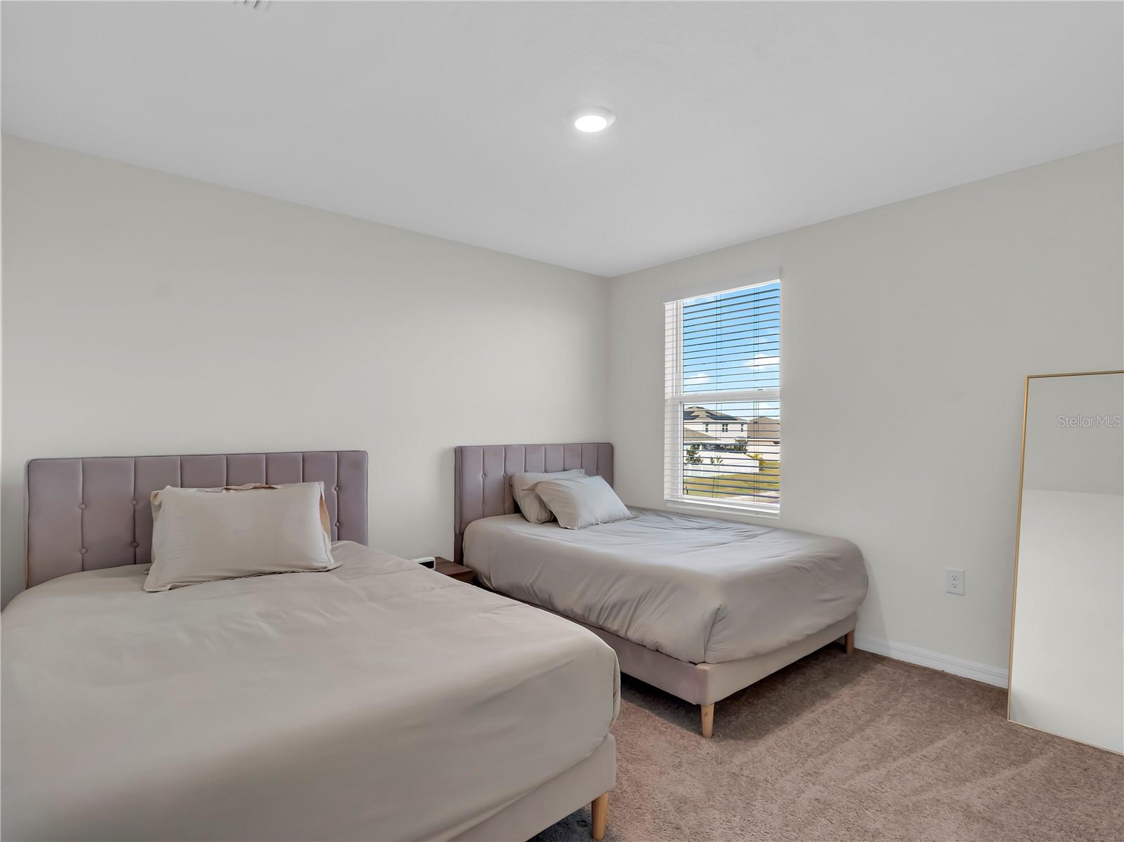 CREEK PRESERVE PH 1 6-8 - Residential Lease