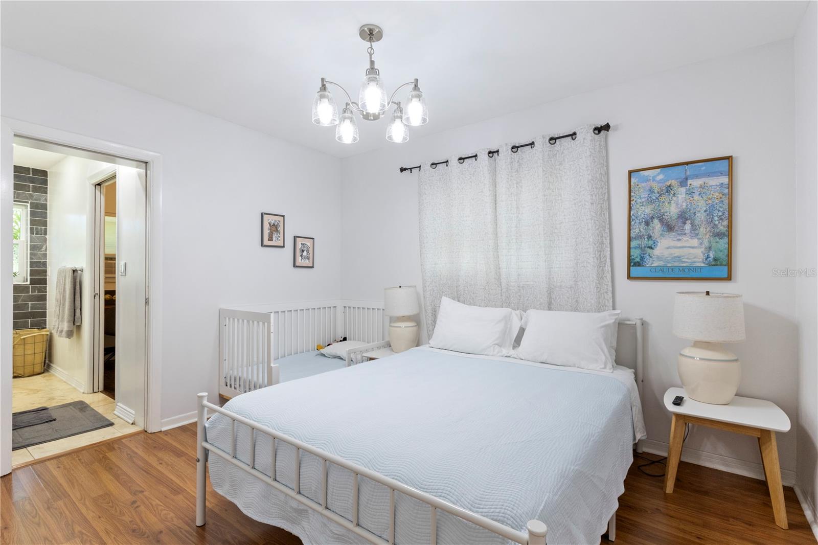 BAY BREEZE ESTATES - Residential