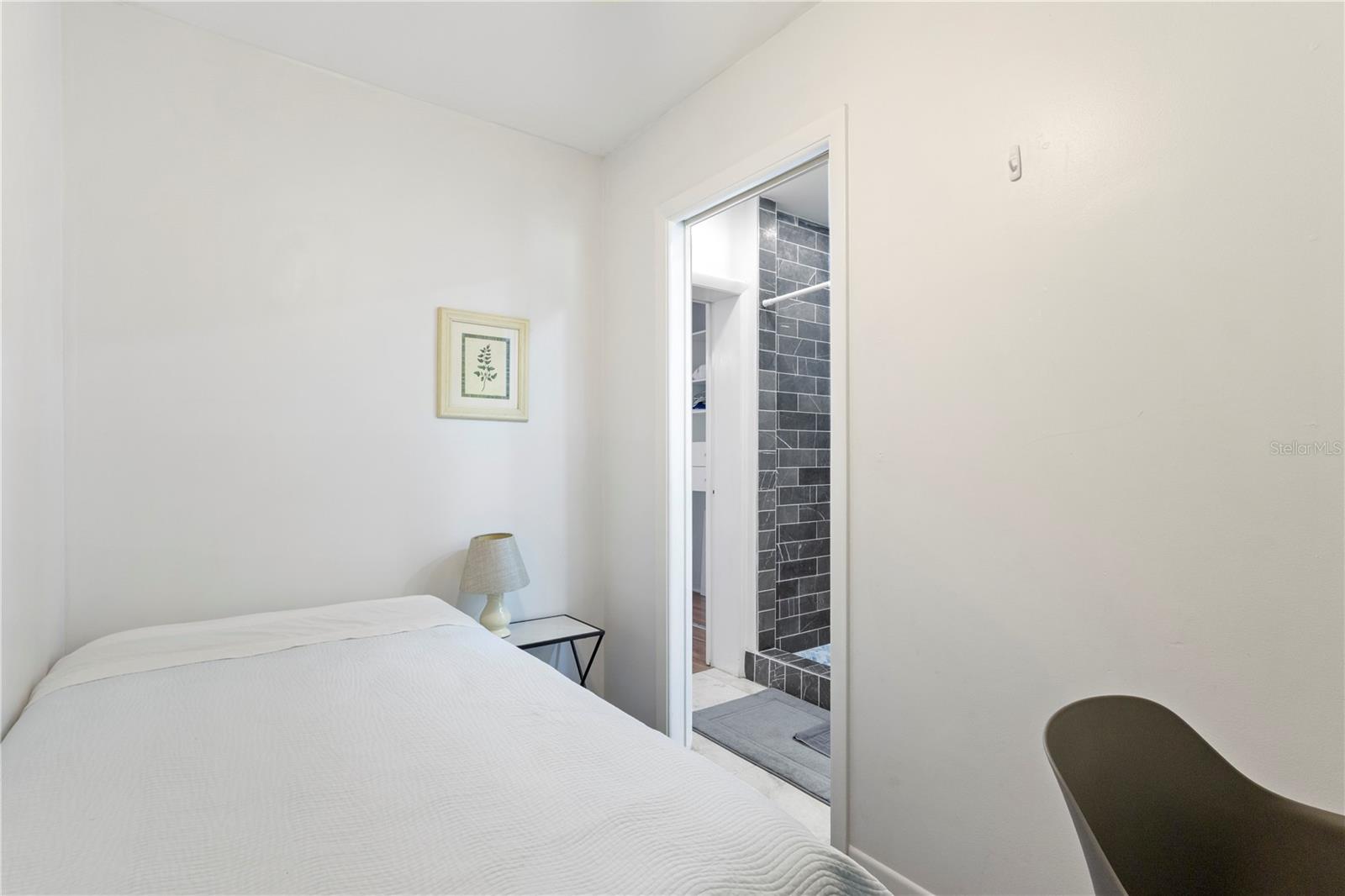 BAY BREEZE ESTATES - Residential