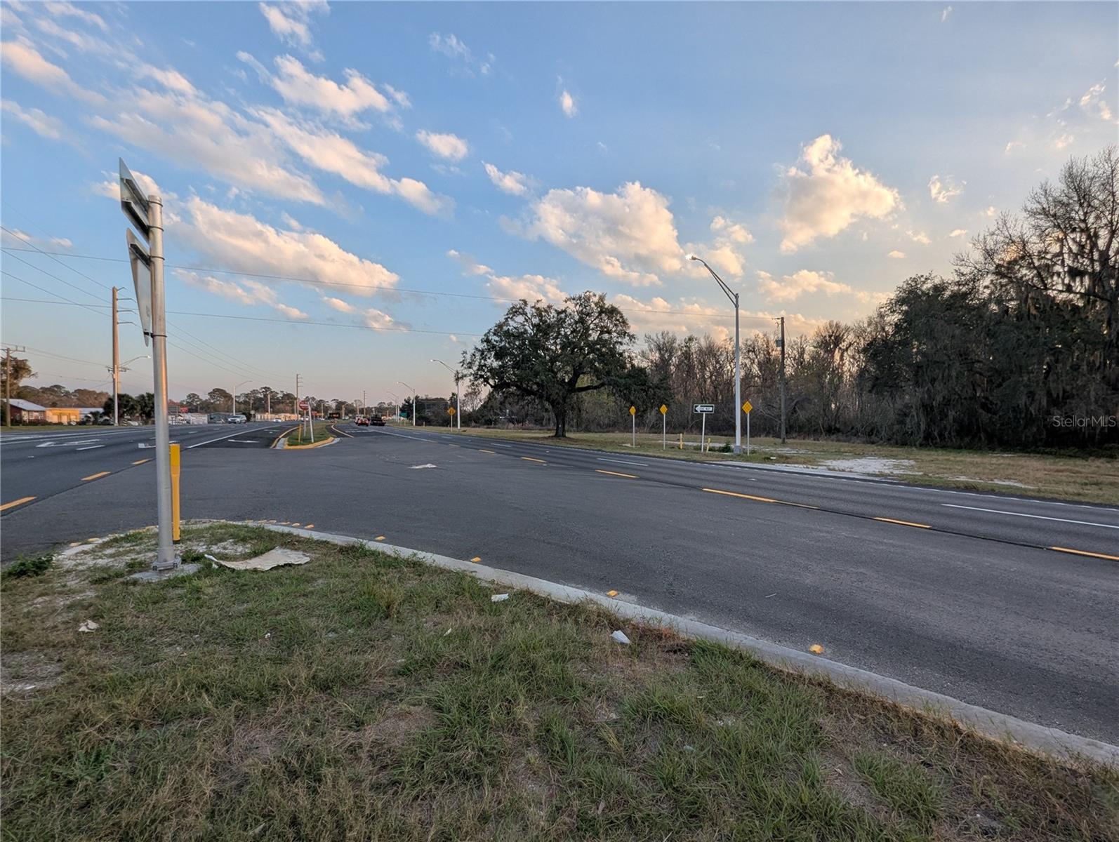 275 S US HIGHWAY 17