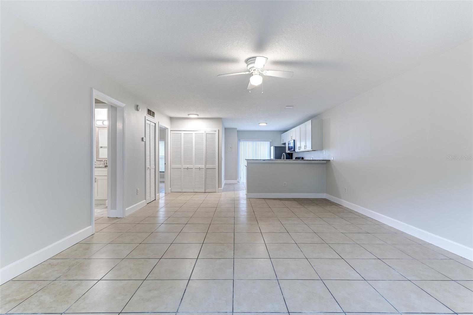 3651 N GOLDENROD ROAD D101