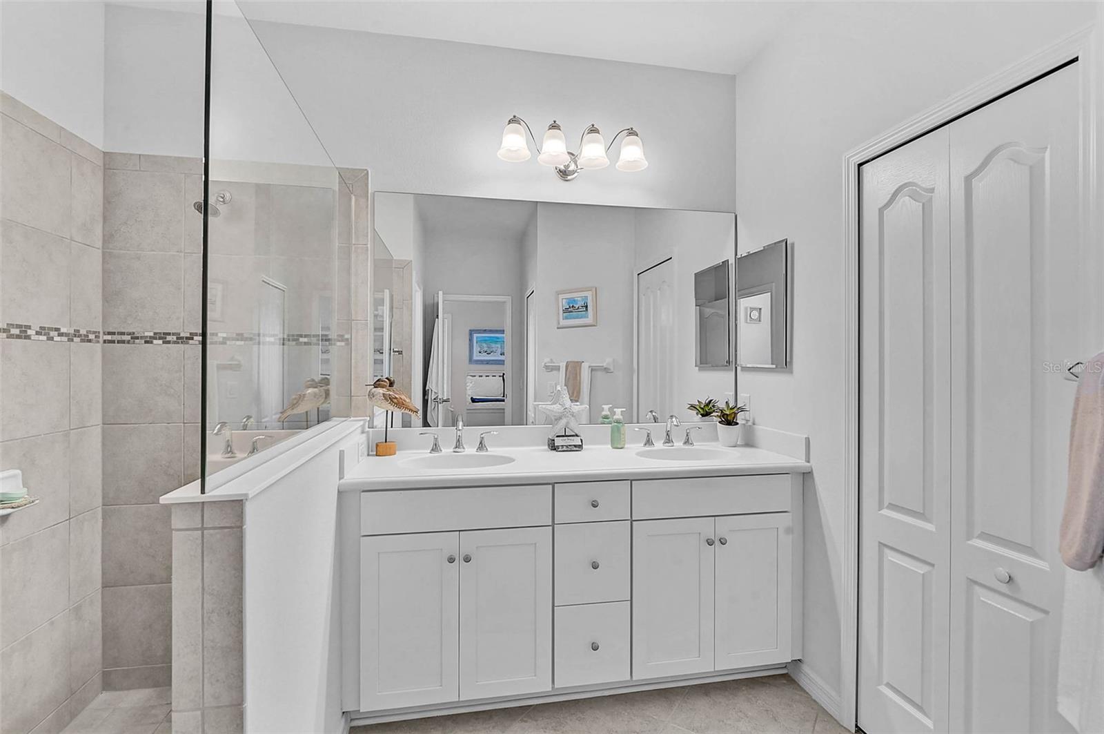 GRAND PALM PH 1A - Residential