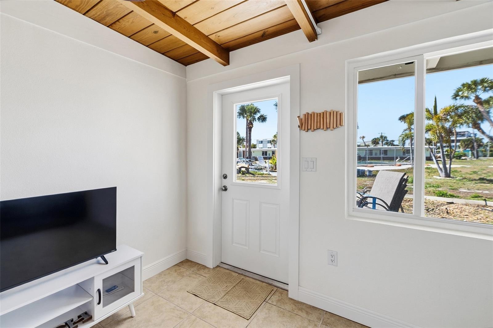 1385 GULF BOULEVARD 3-8