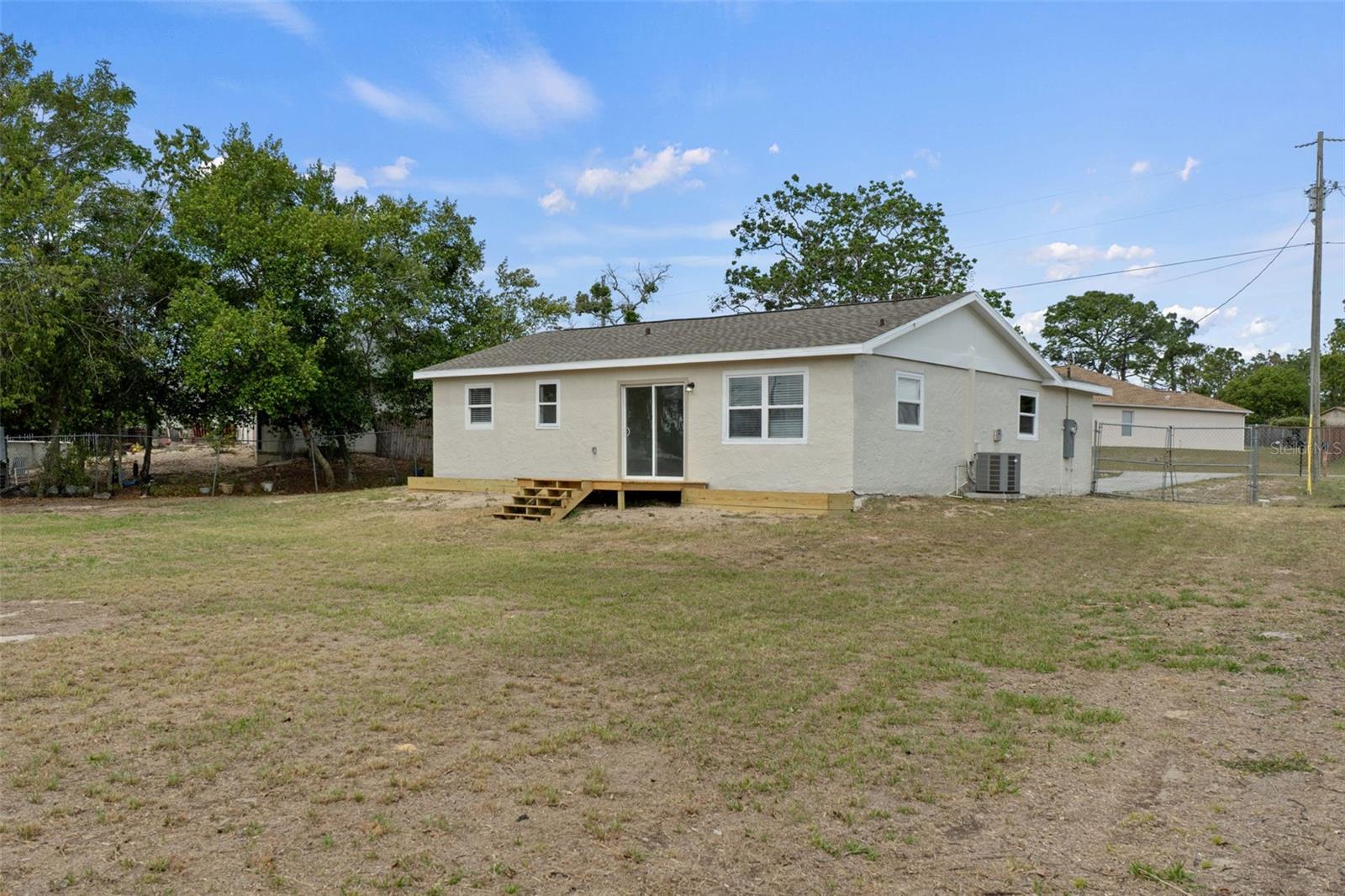 SPRING HILL - Residential