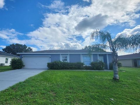 Photo of 365 Dundee Drive, Poinciana, FL 34759 (MLS # S5136294)