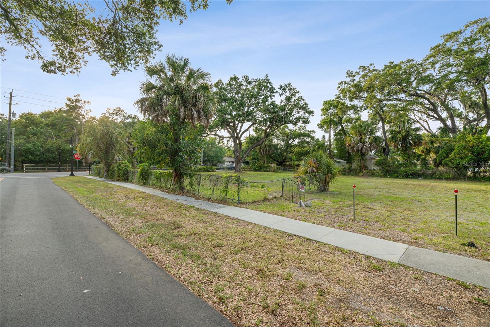 NORTH RIVERSIDE PARK - Land