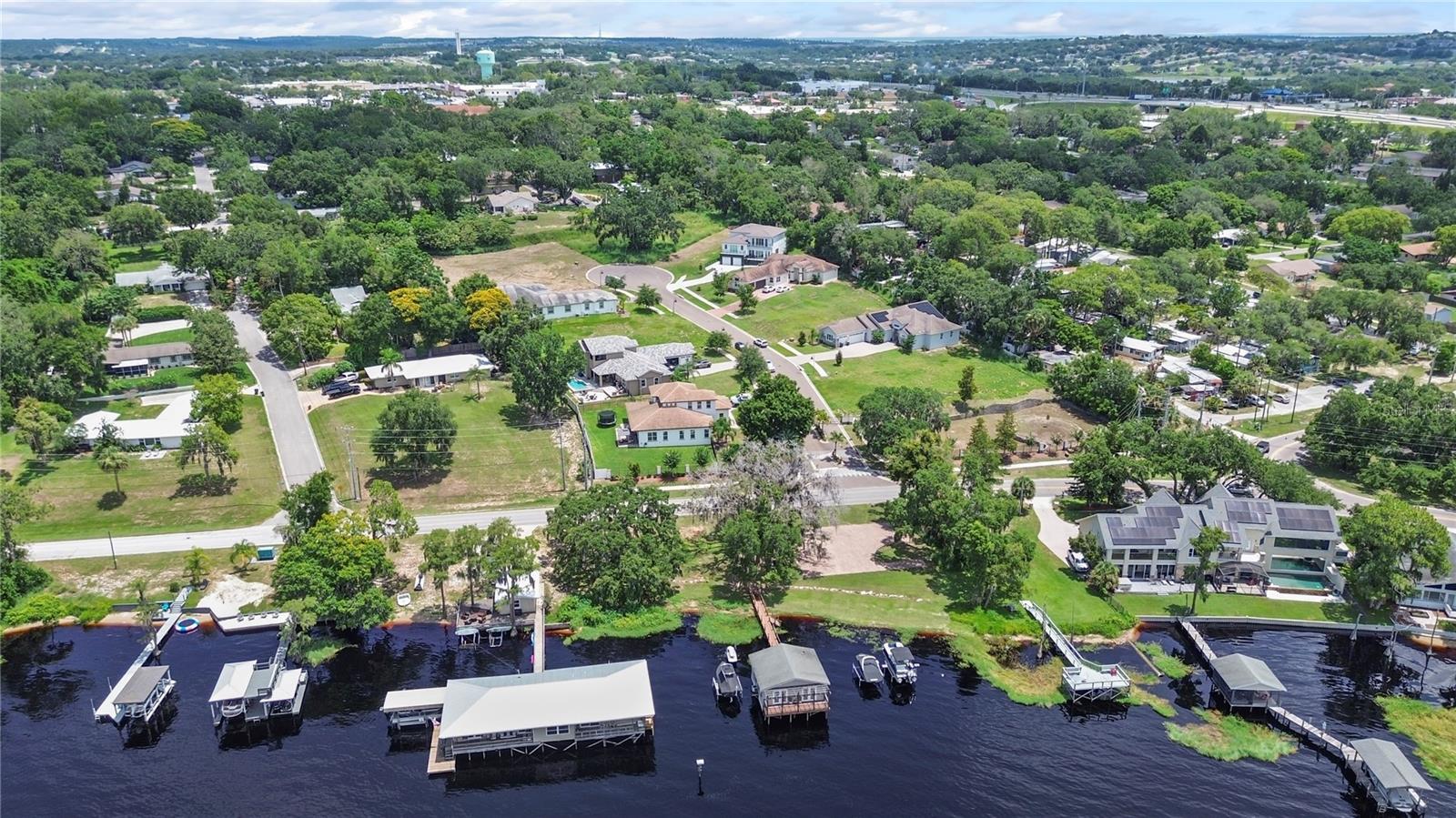 MOORINGS/CLERMONT - Land