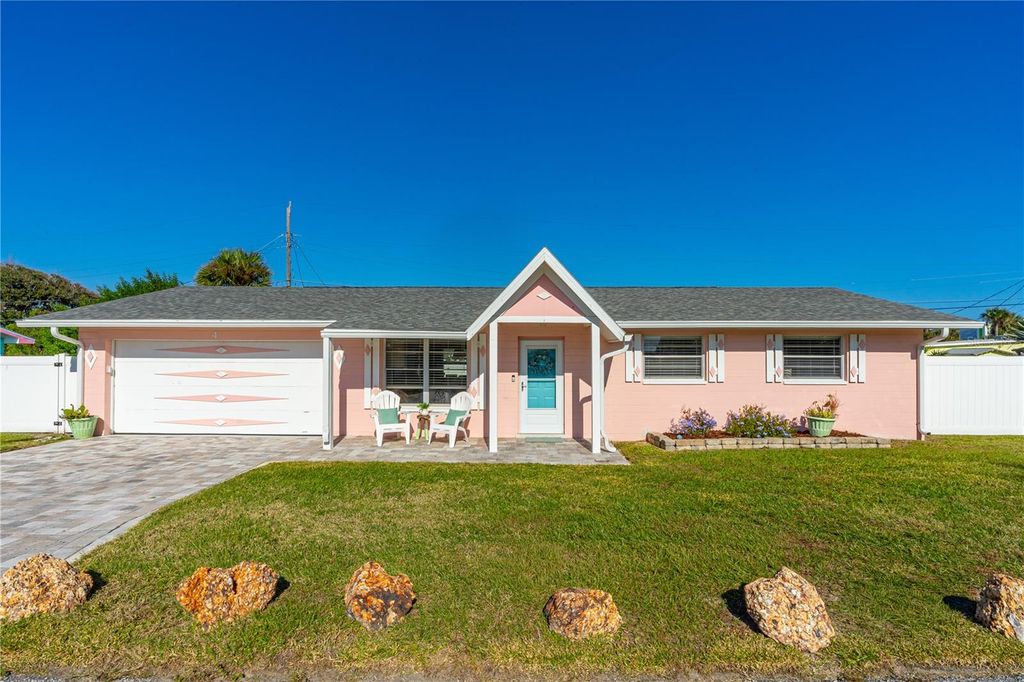 Photo of 4 Carter Terrace, Daytona Beach Shores, FL 32118 (MLS # V4946047)