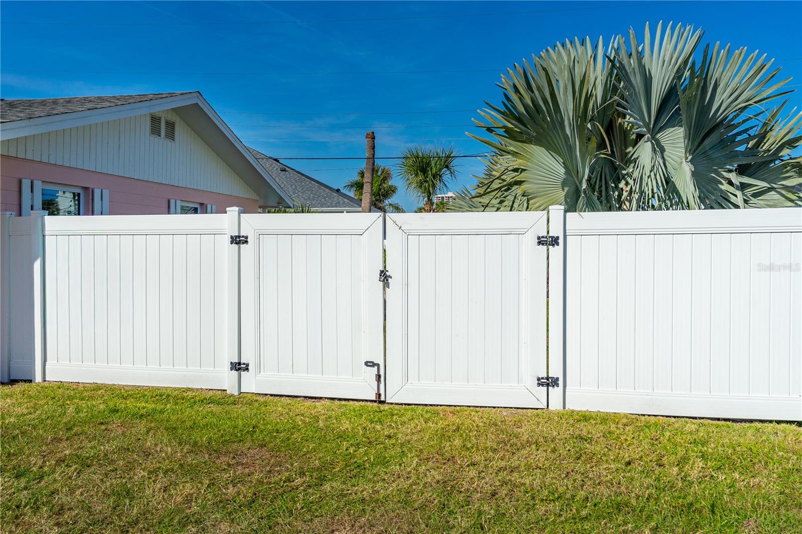 RIOMAR BEACHES - Residential