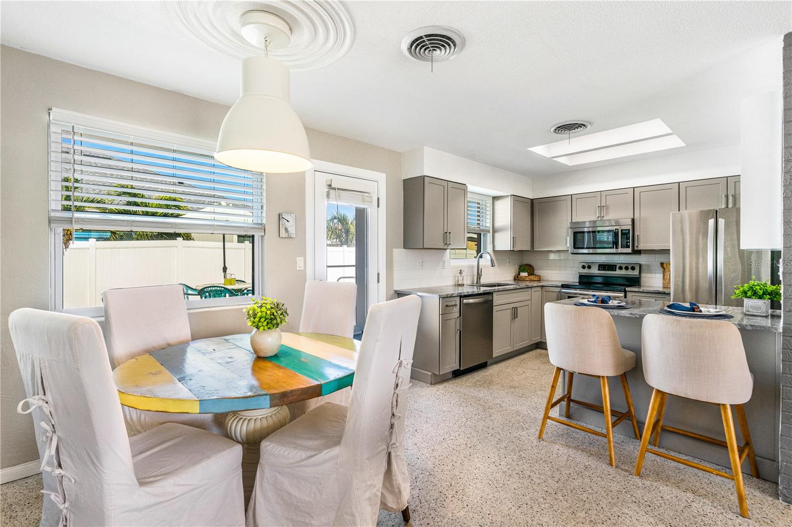 RIOMAR BEACHES - Residential