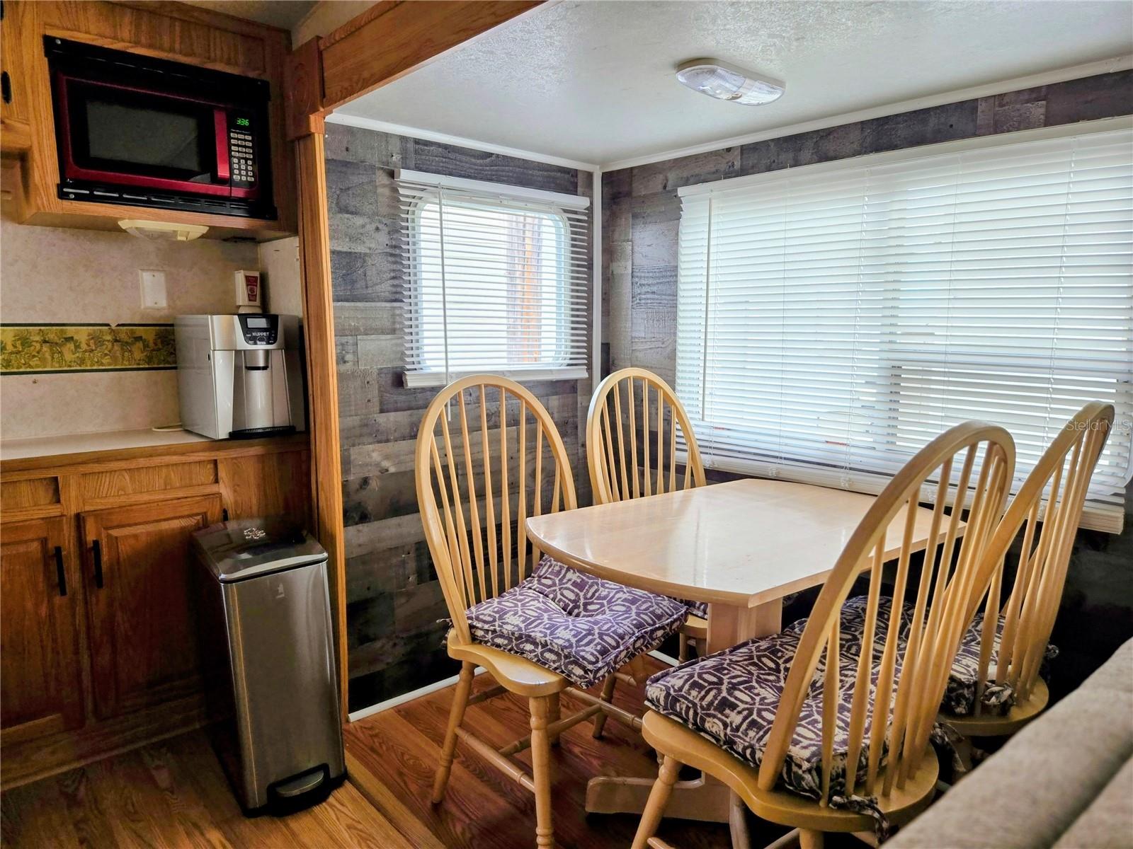 COUNTRY AIRE VILLAGE - Residential