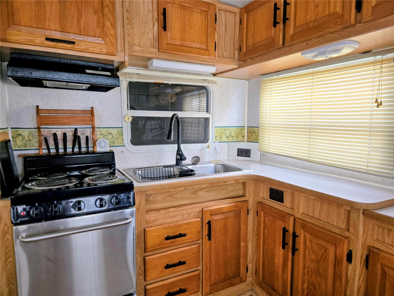 COUNTRY AIRE VILLAGE - Residential