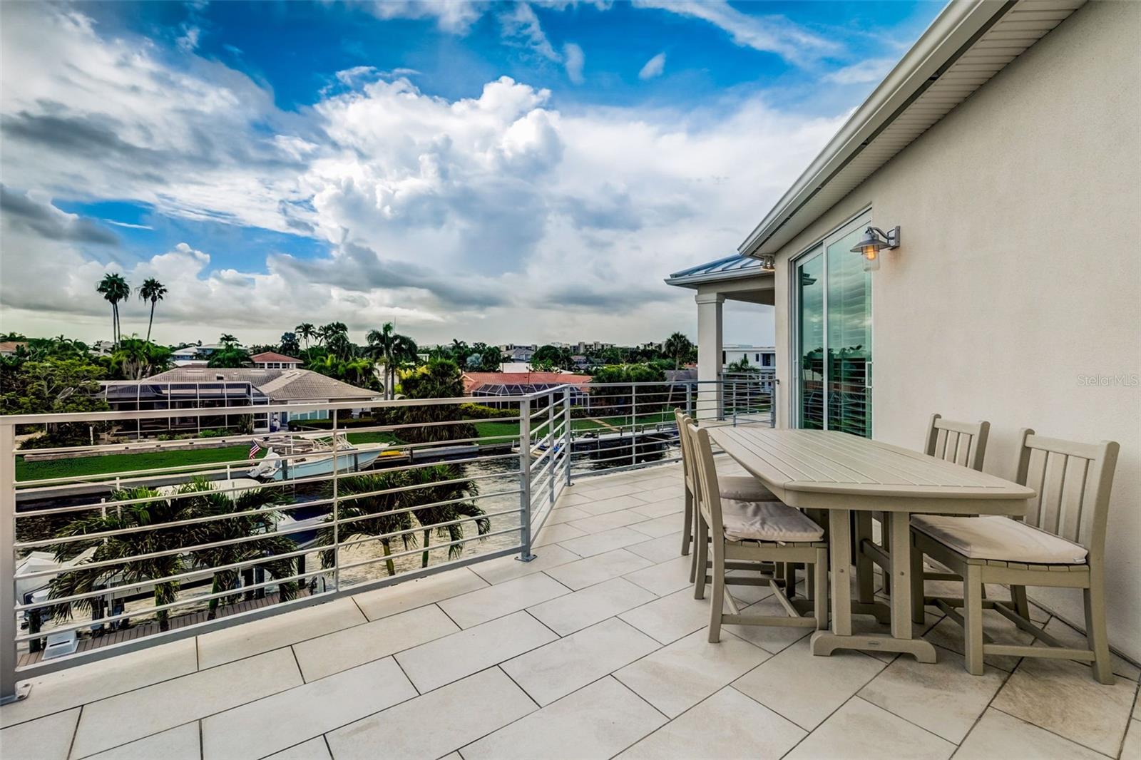 COUNTRY CLUB SHORES SEC 03 - Residential