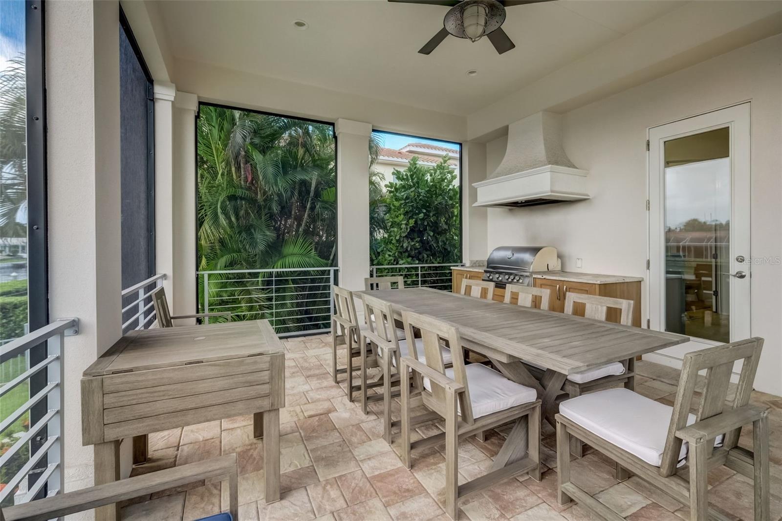 COUNTRY CLUB SHORES SEC 03 - Residential