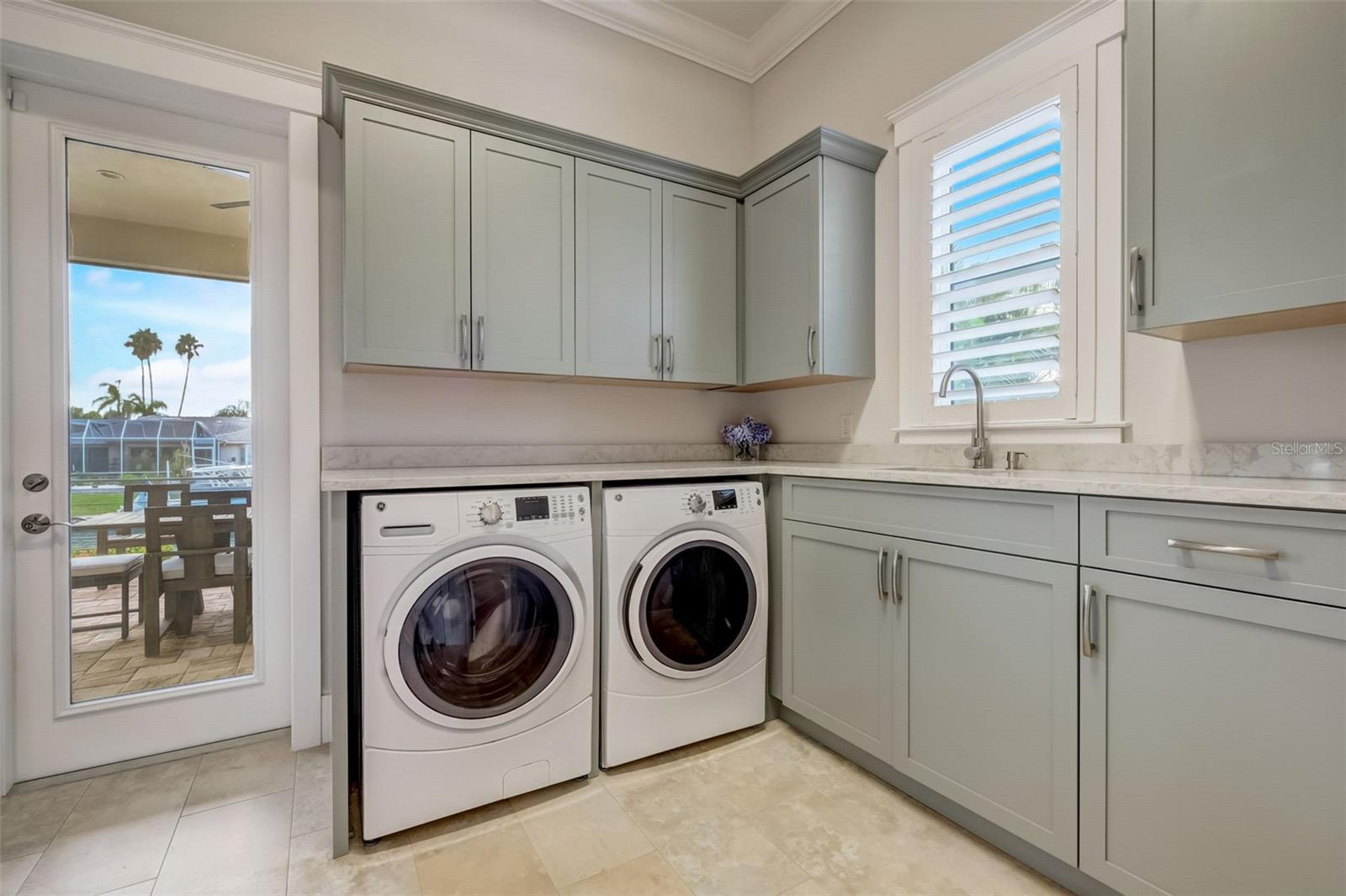 COUNTRY CLUB SHORES SEC 03 - Residential