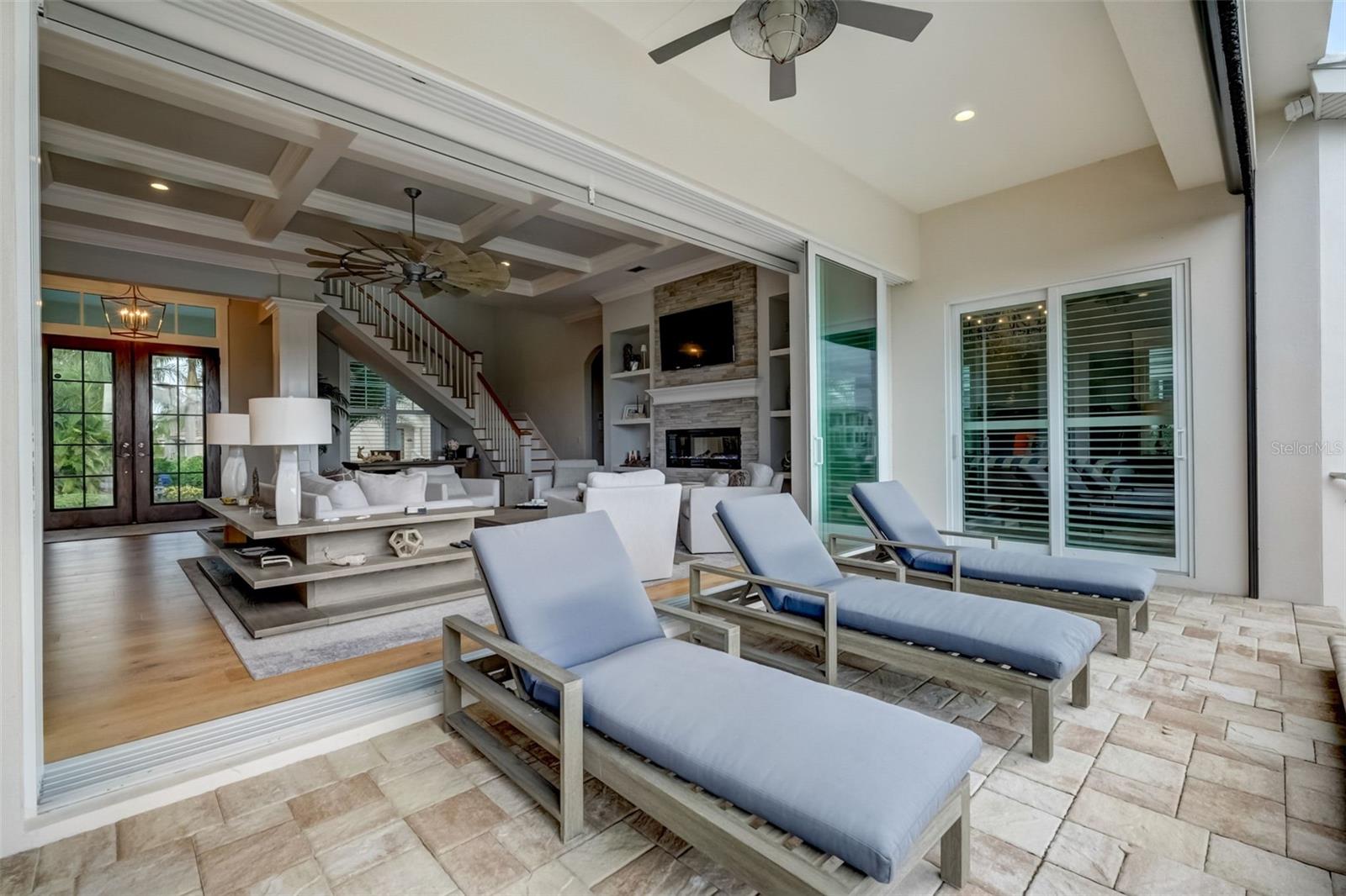 COUNTRY CLUB SHORES SEC 03 - Residential