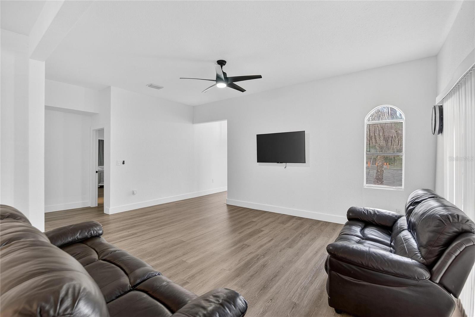 MCMURRAY E R ADD - Residential