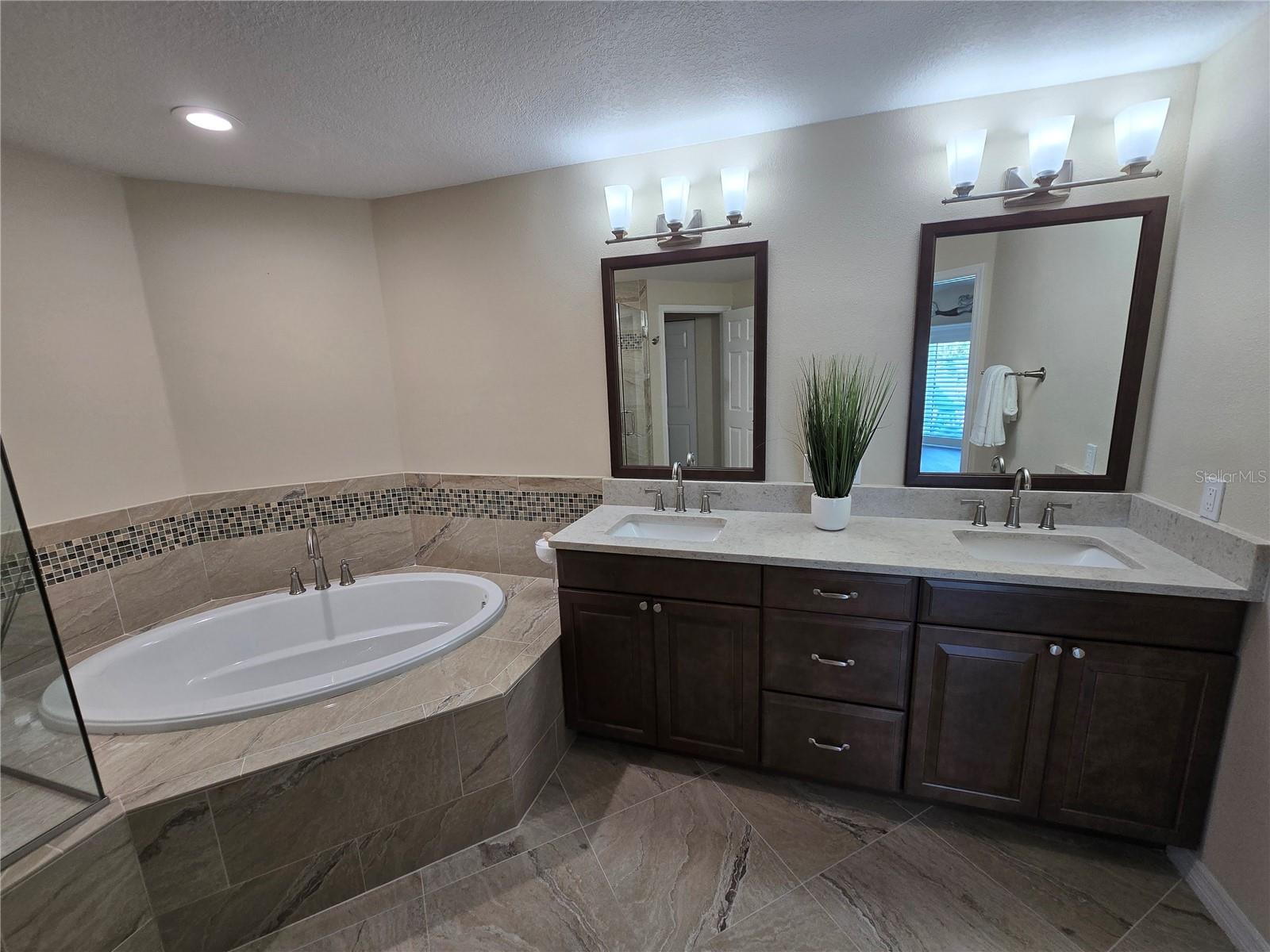 CAPTIVA CAY TWNHMS - Residential Lease
