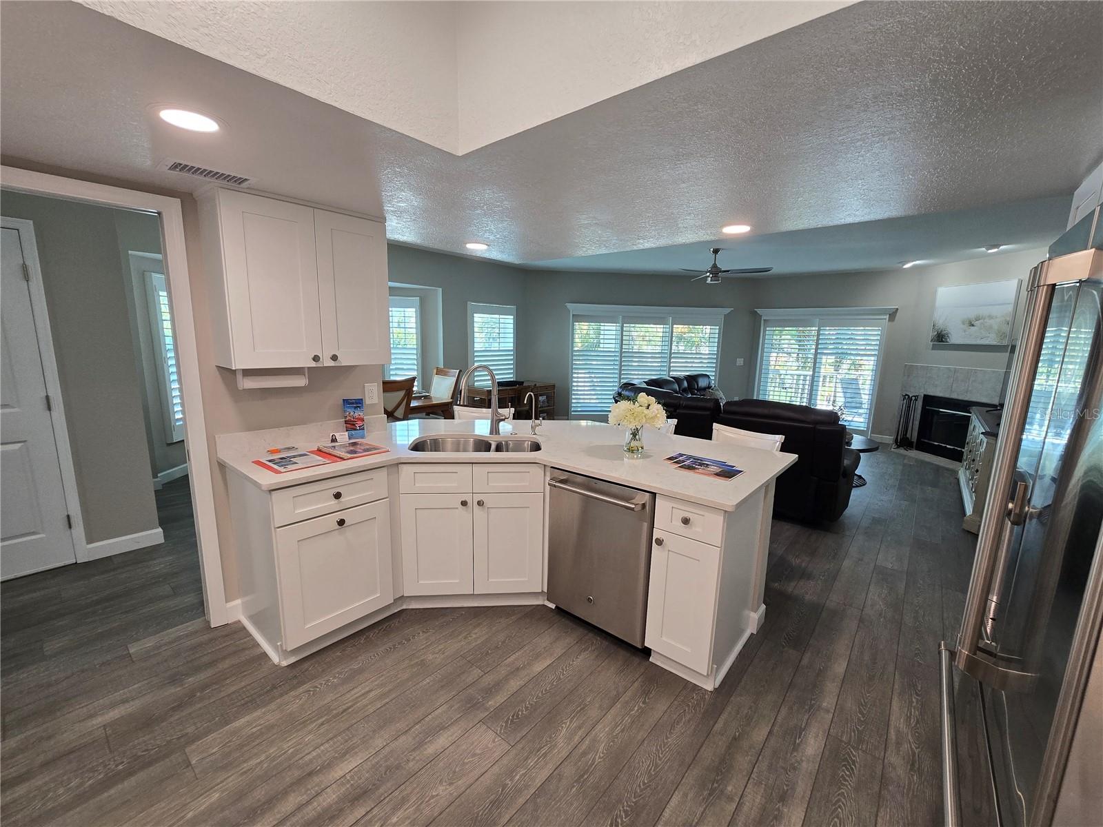 CAPTIVA CAY TWNHMS - Residential Lease