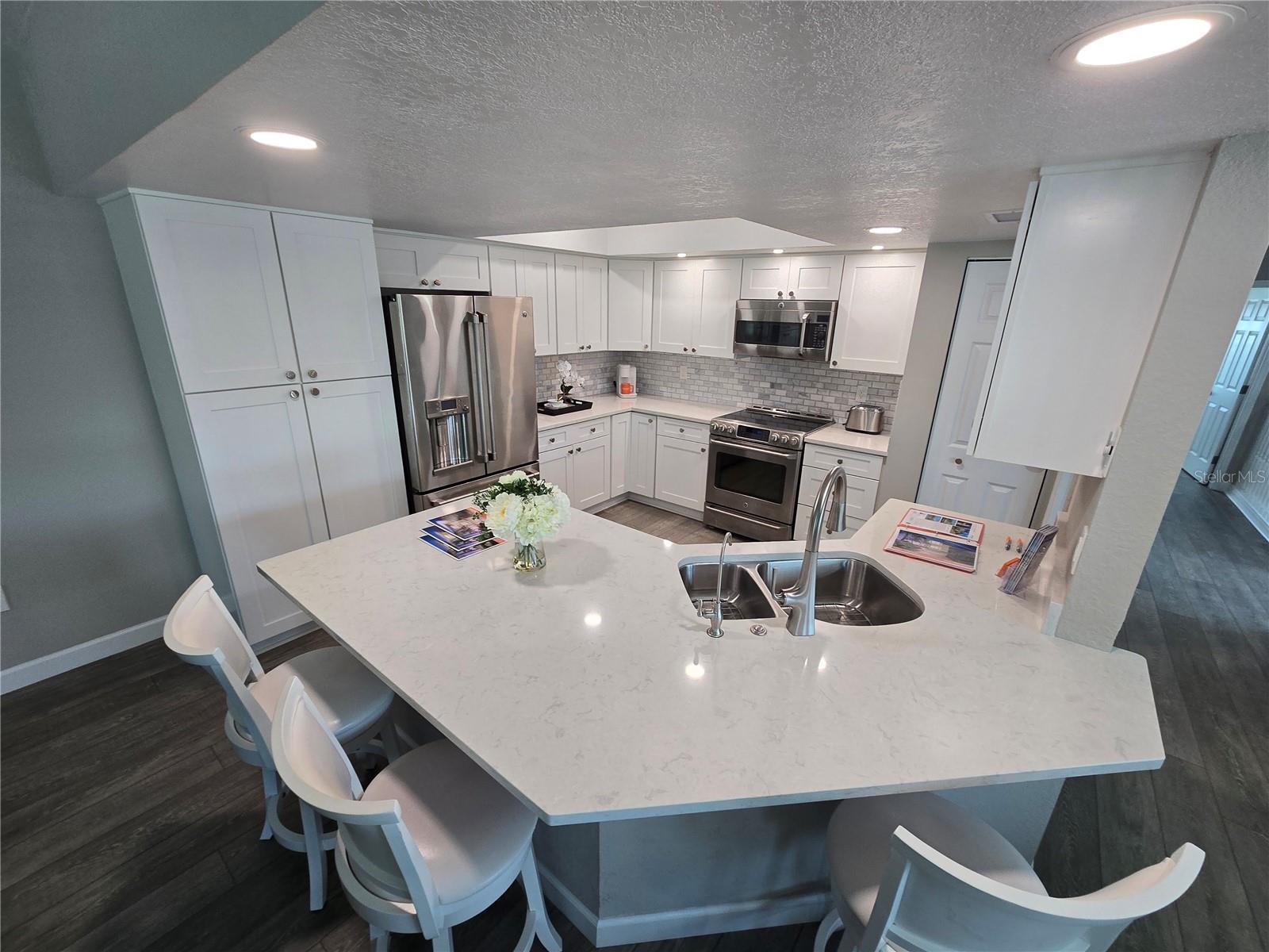 CAPTIVA CAY TWNHMS - Residential Lease