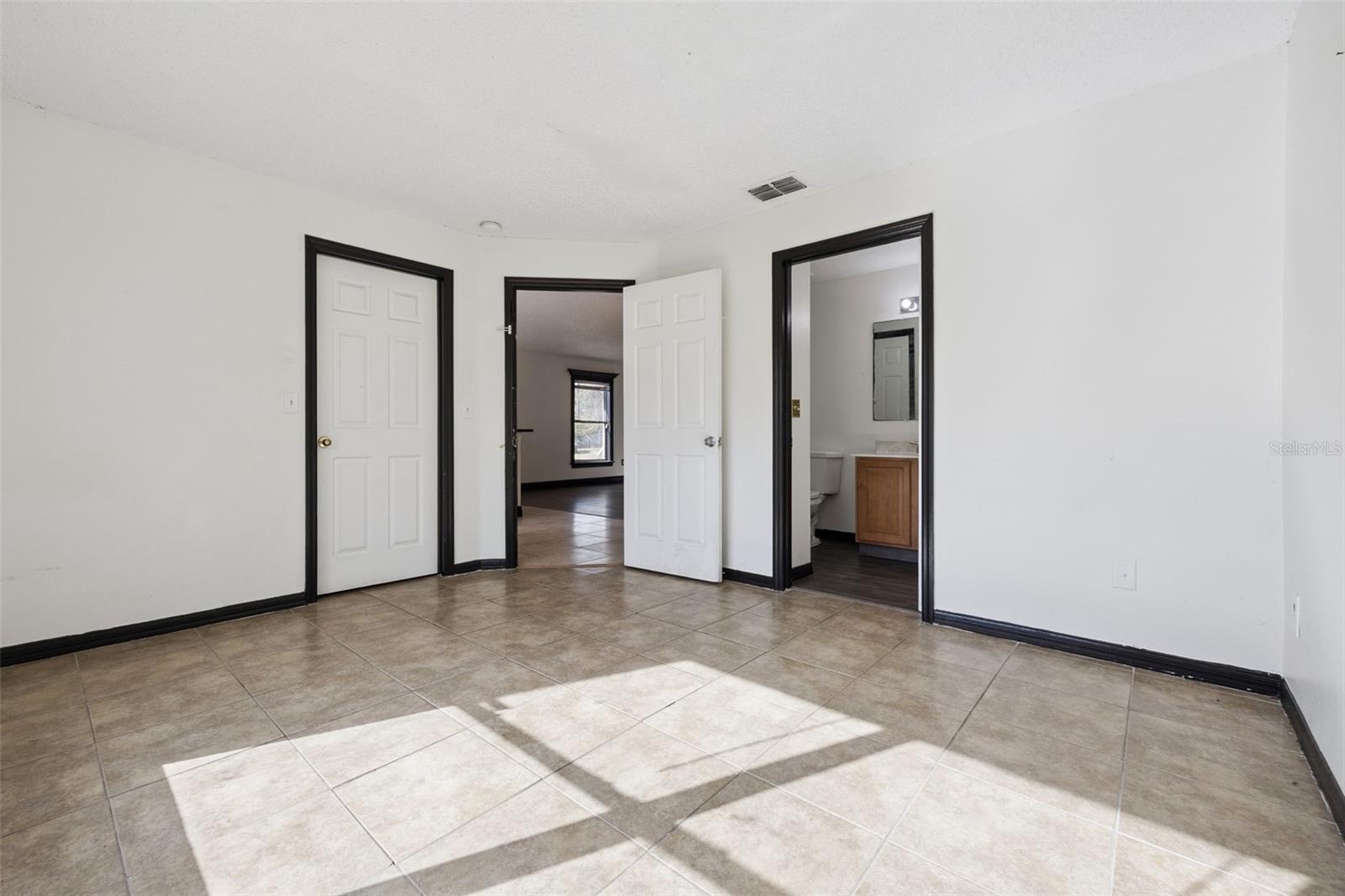 SILVER PINES POINTE PH 02 45/139 - Residential