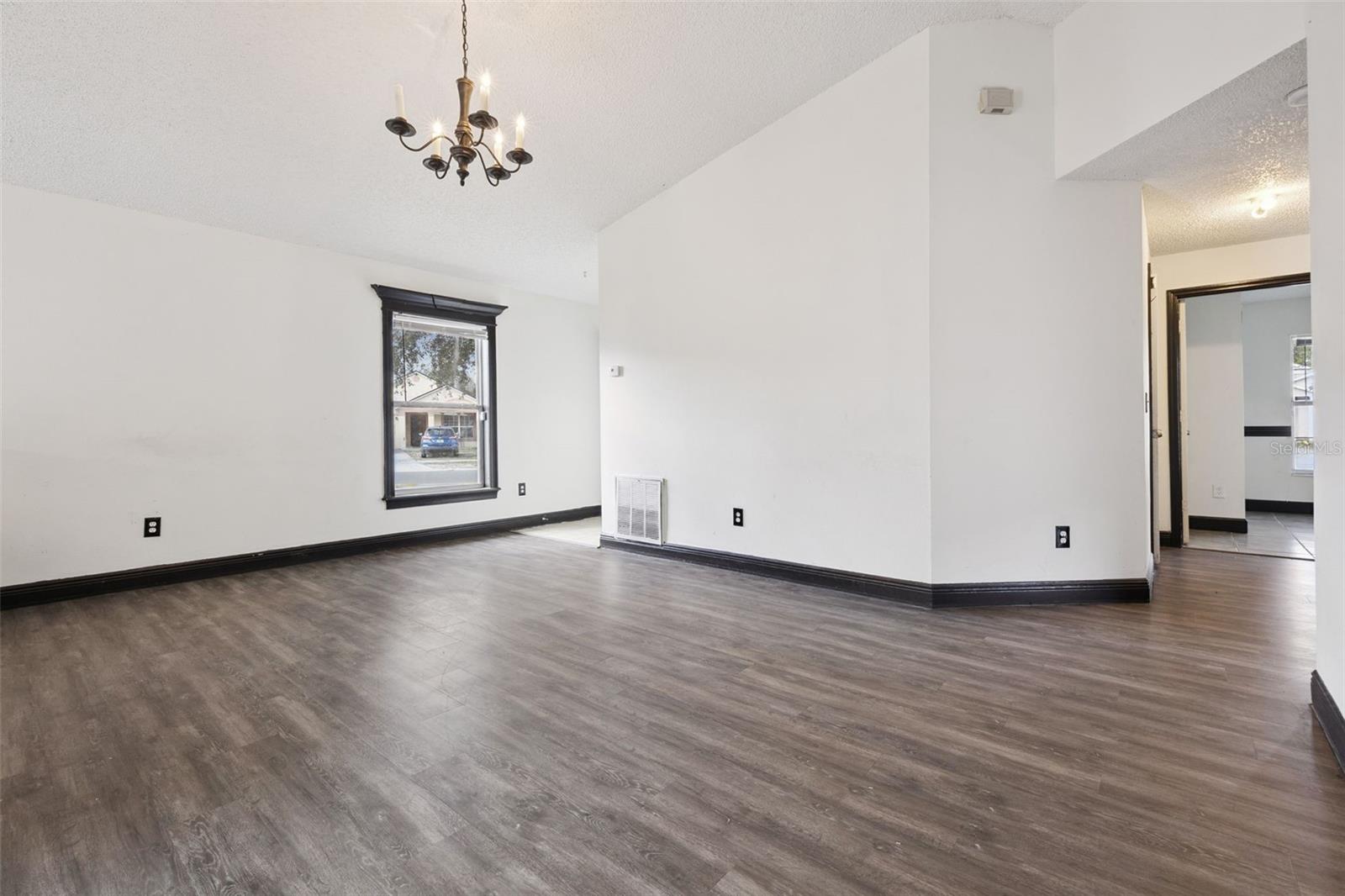 SILVER PINES POINTE PH 02 45/139 - Residential