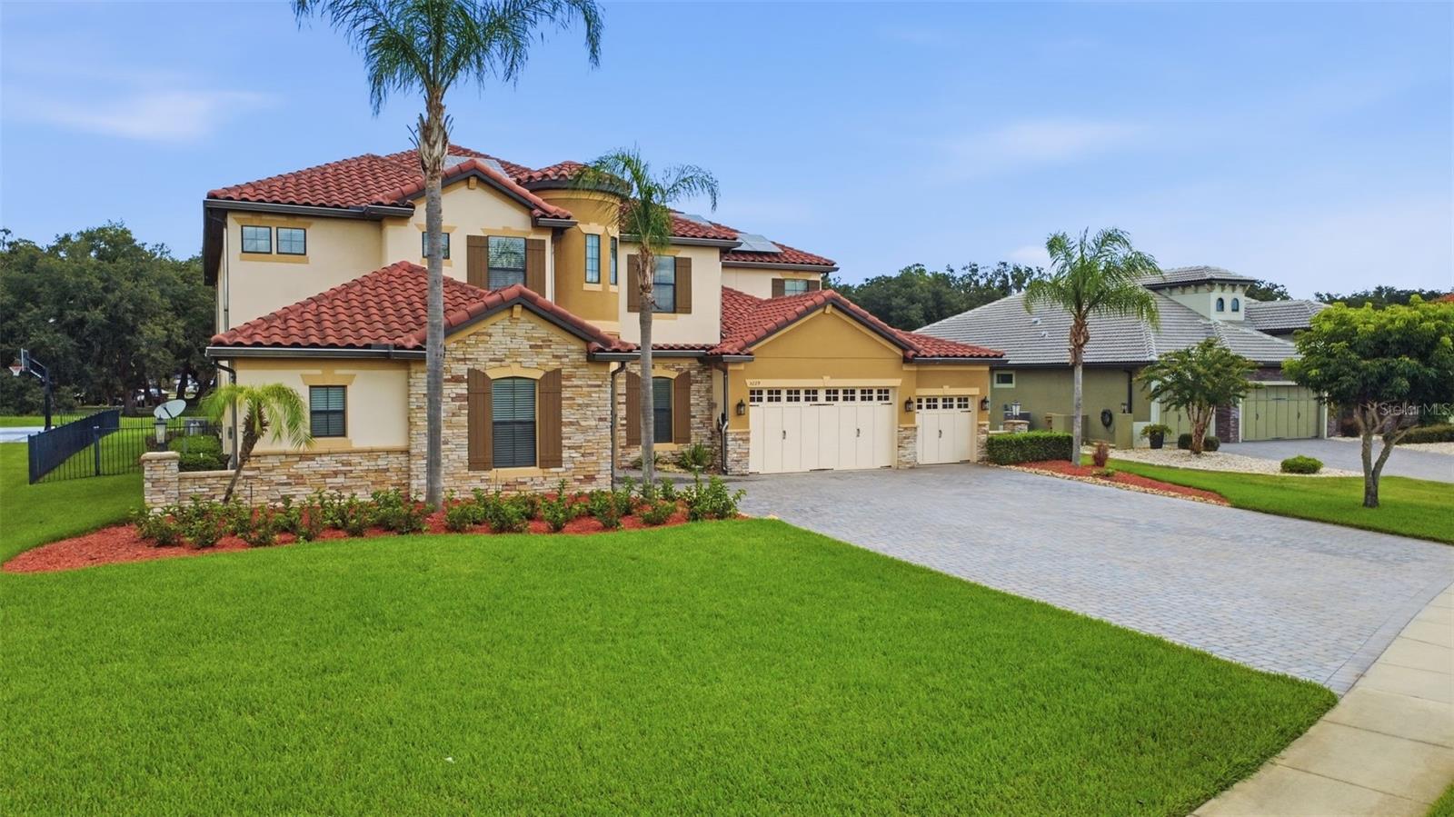 5229 WATERSIDE VISTA LANE