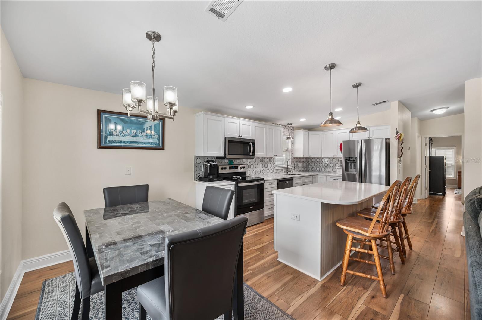 FOXWOOD LAKE ESTATES PH 01 - Residential