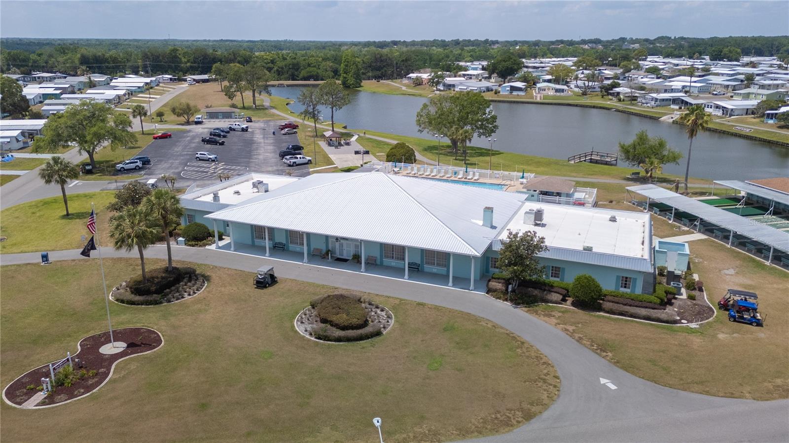 FOXWOOD LAKE ESTATES PH 01 - Residential