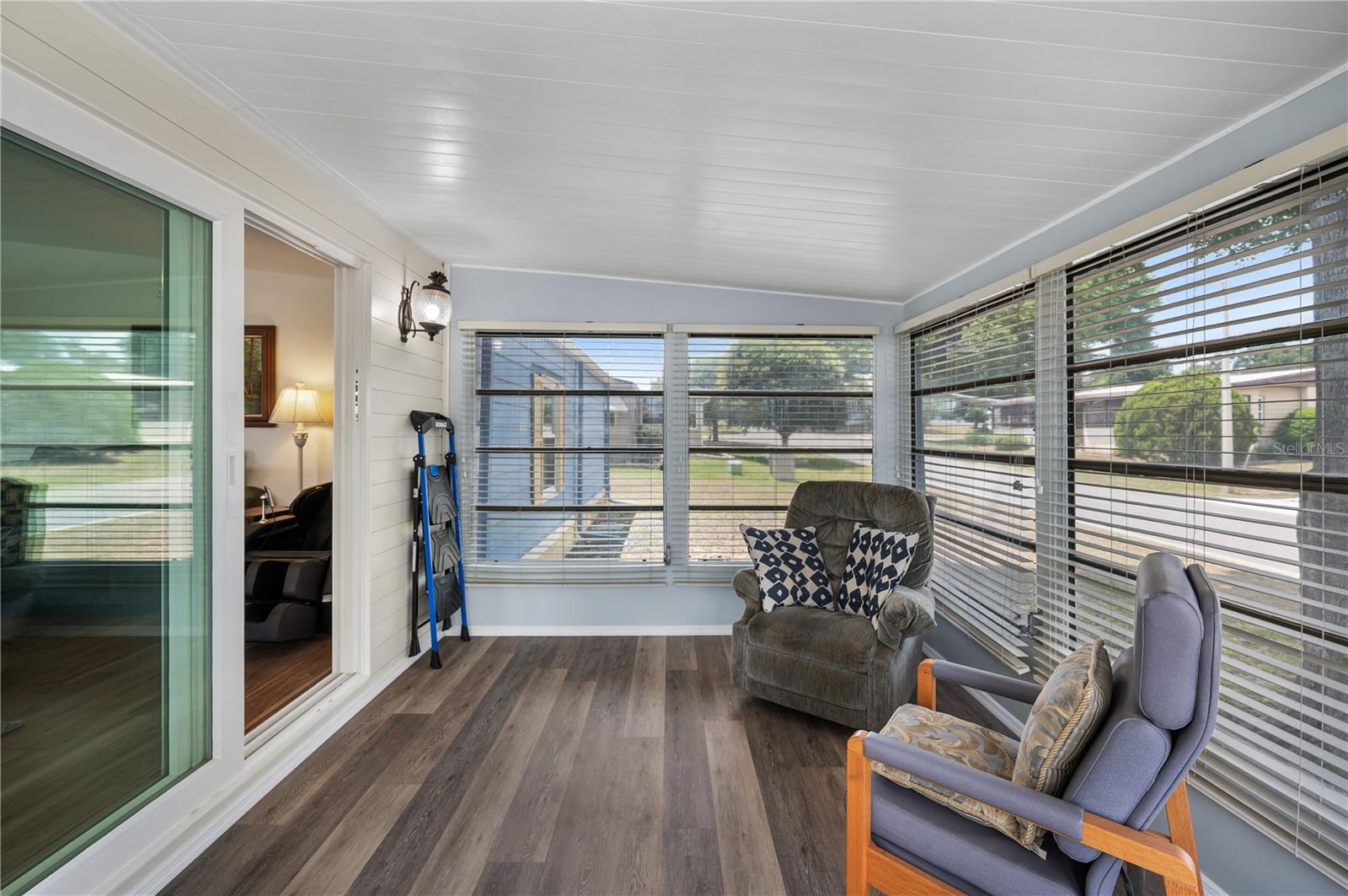 FOXWOOD LAKE ESTATES PH 01 - Residential