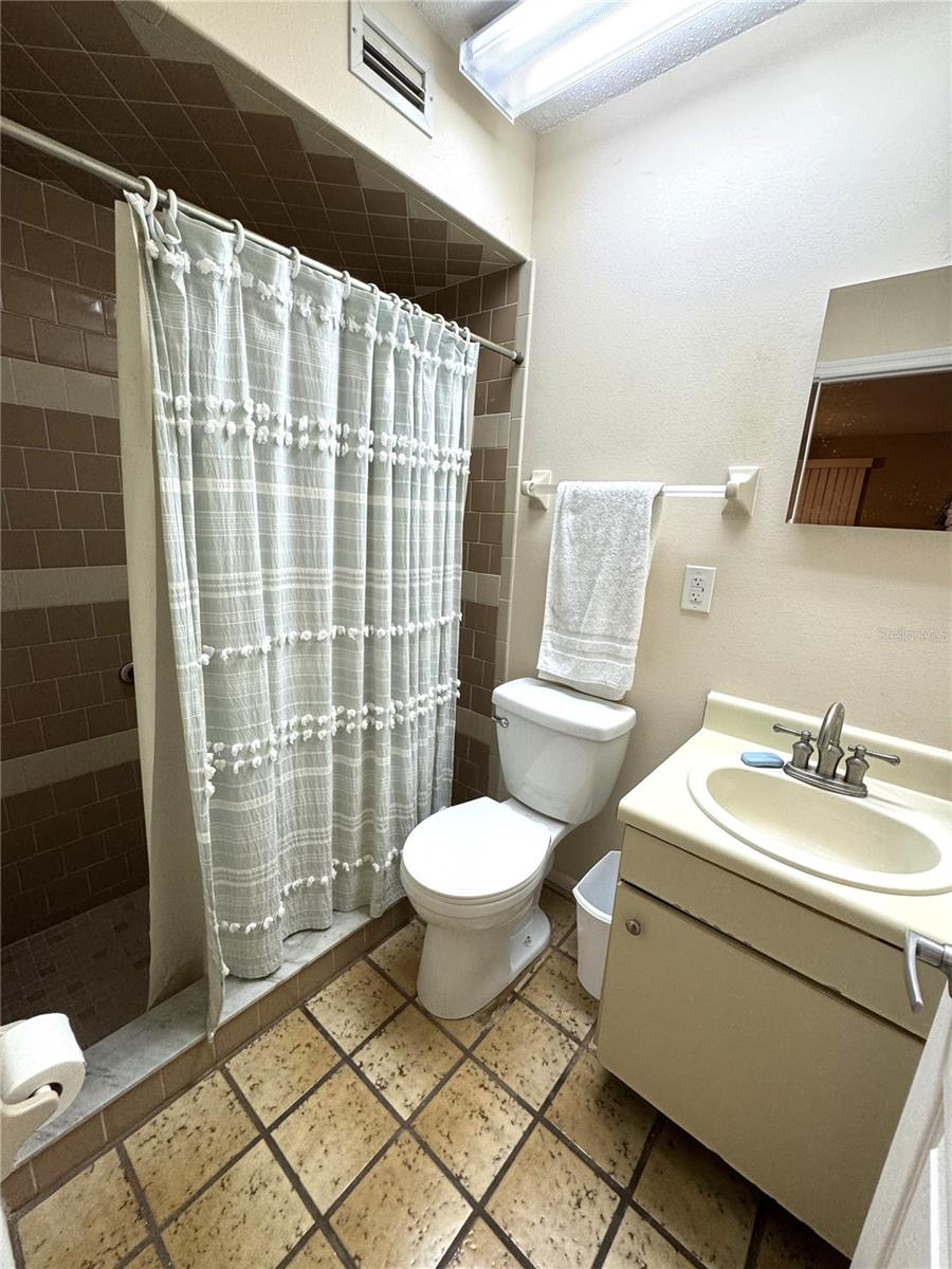 HERITAGE VILLAGE WEST - Residential